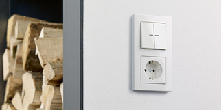 JUNG KNX Taster F 10 bei Elektro-Service Winkler in Brandis