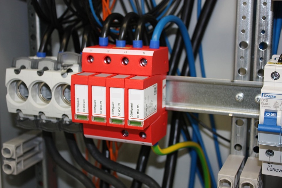 U berspannungsschutz bei Elektro-Service Winkler in Brandis